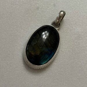 Vintage 925 Sterling Silver Labradorite Oval Statement Necklace Pendant